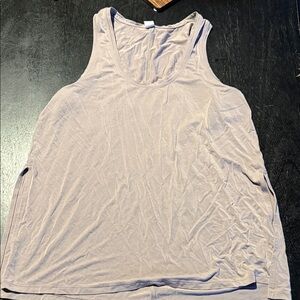Lululemon Women's Sleeveless Relaxed Tank Top - Mauve size 10